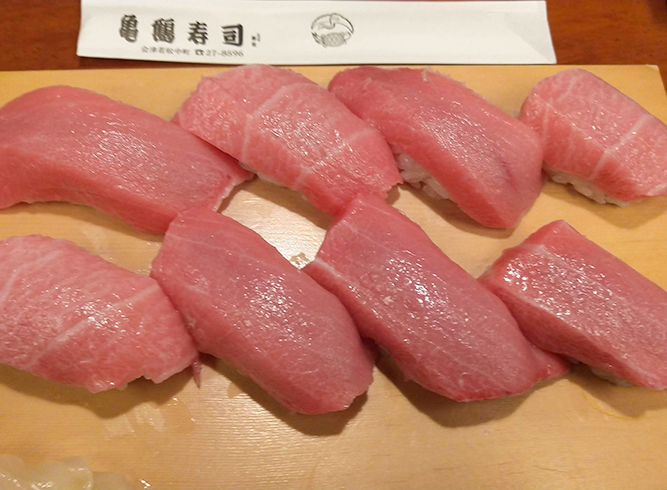 豪快！！ まぐろにぎり